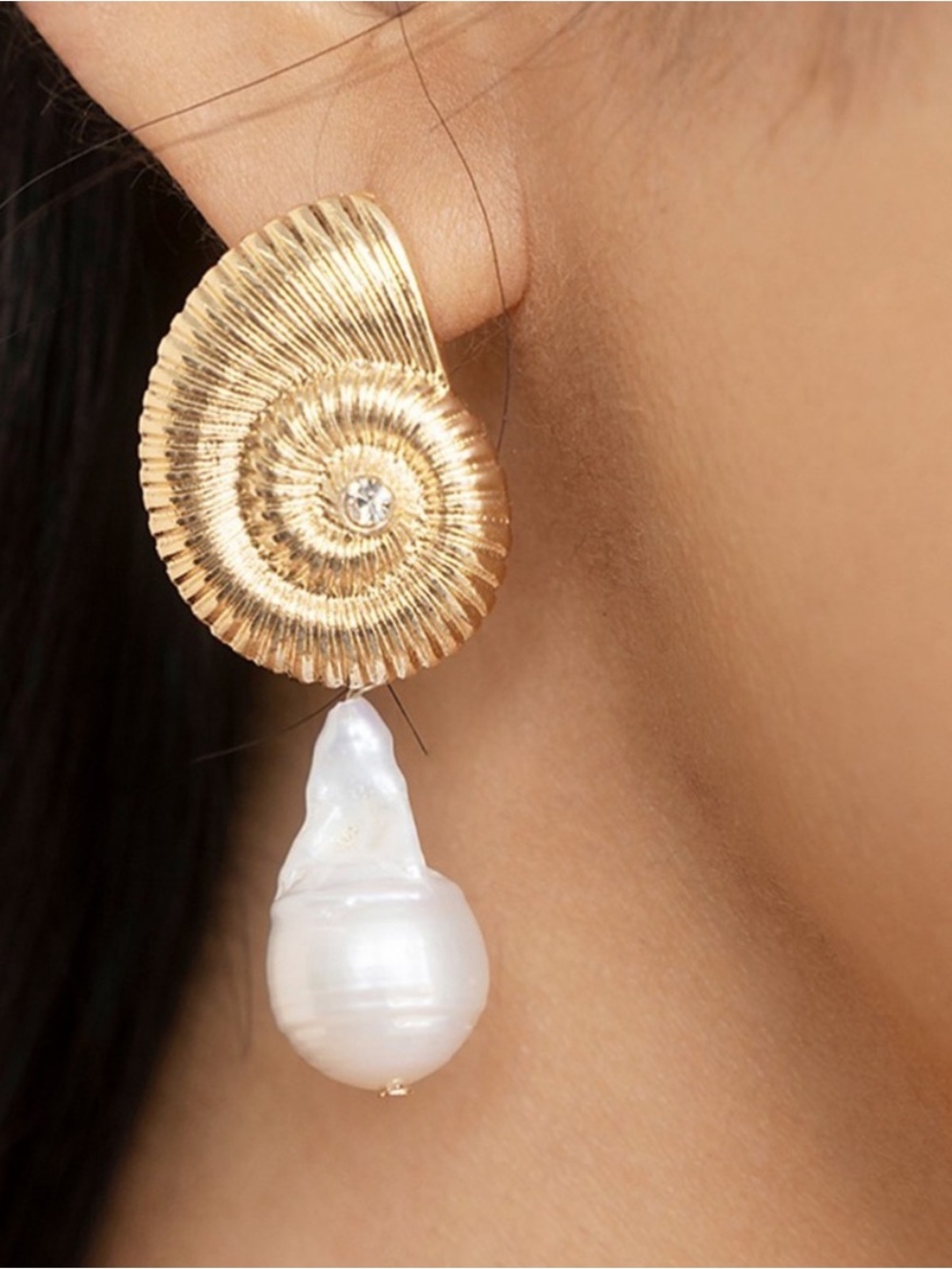 Anthropologie Ettika Gold Shell and White Pearl Drop Earrings